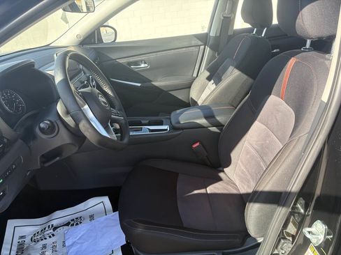 Used 2025 Nissan Sentra SR image 15