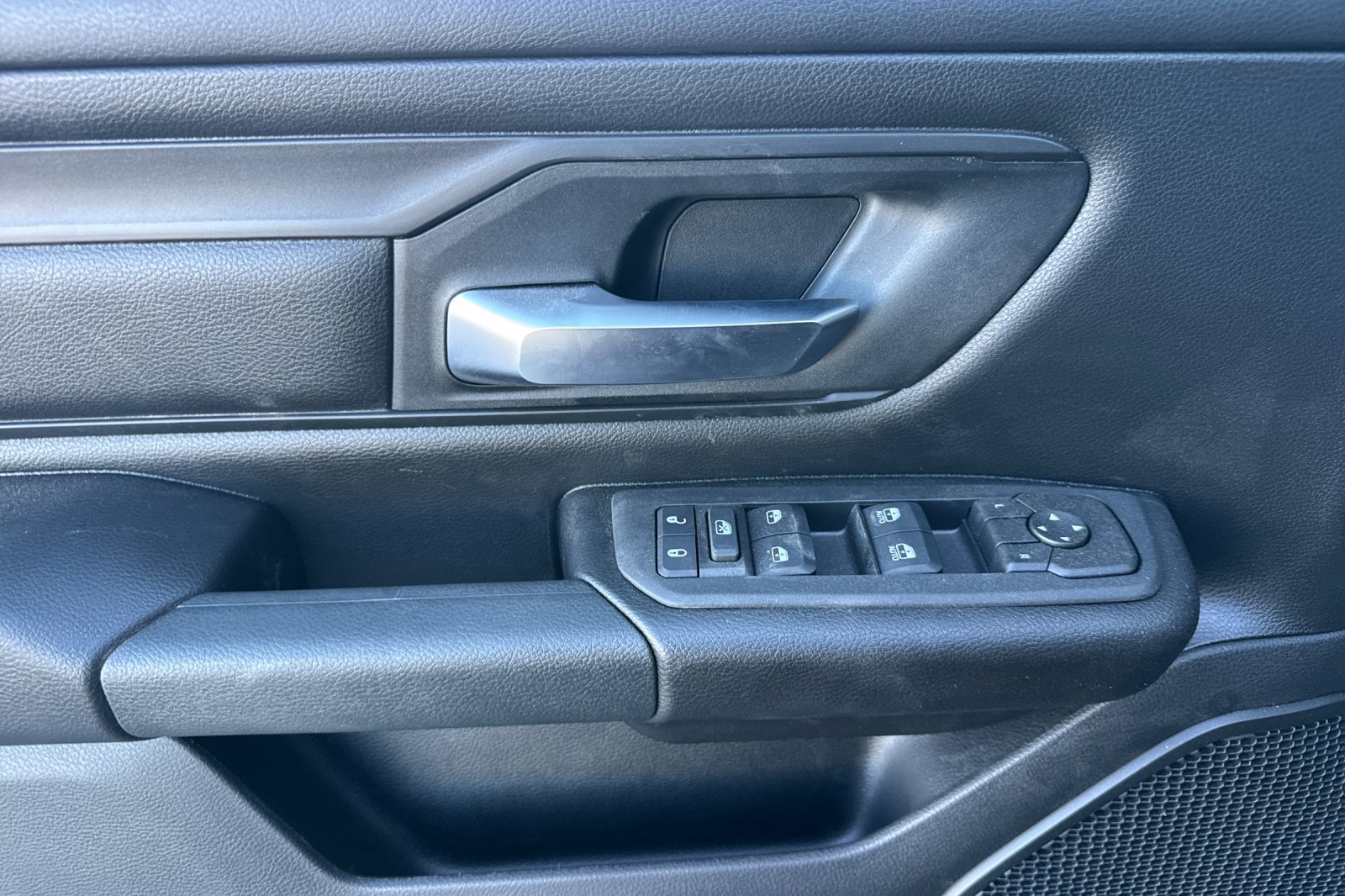 New 2026 RAM 1500 Express AWD/4WD image 10