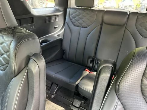 Used 2021 Hyundai Palisade Calligraphy w/ Winter Package FWD image 11