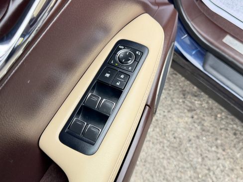 Used 2018 Lexus RX 350L Luxury image 18