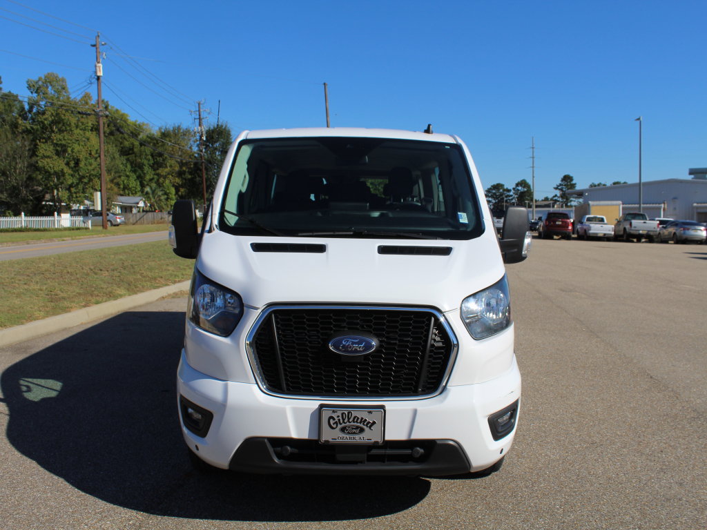 Used 2024 Ford Transit 350 XLT RWD image 4