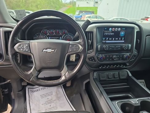 Used 2018 Chevrolet Silverado 1500 LTZ Z71 w/ Centennial Edition AWD/4WD image 15