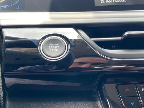 New 2026 Kia Seltos S FWD image 18