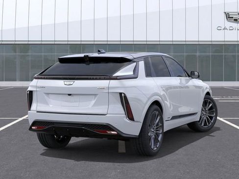 New 2026 Cadillac Lyriq V w/ Exterior Carbon Fiber Package image 4