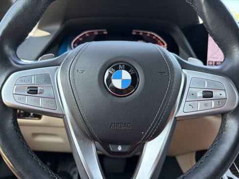 Used 2021 BMW X7 xDrive40i w/ Luxury Seating Package AWD/4WD image 11