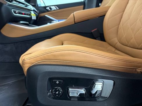 Certified 2026 BMW X5 xDrive50e w/ M Sport Package AWD/4WD image 28