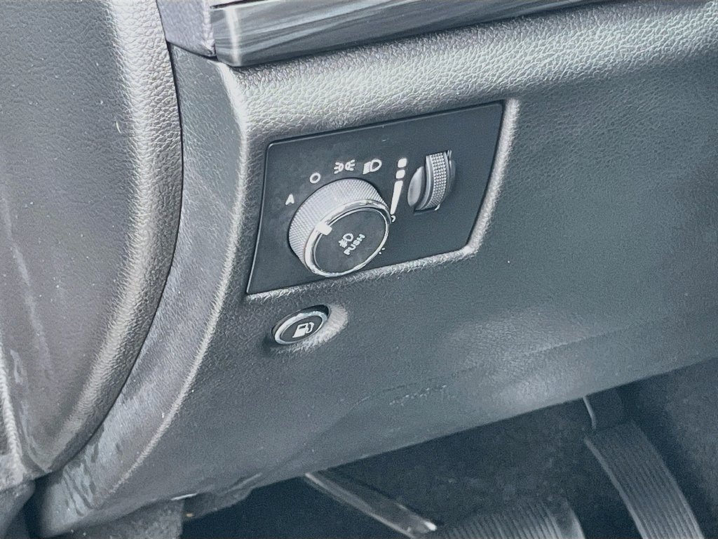 Certified 2021 Jeep Grand Cherokee Laredo X RWD image 10