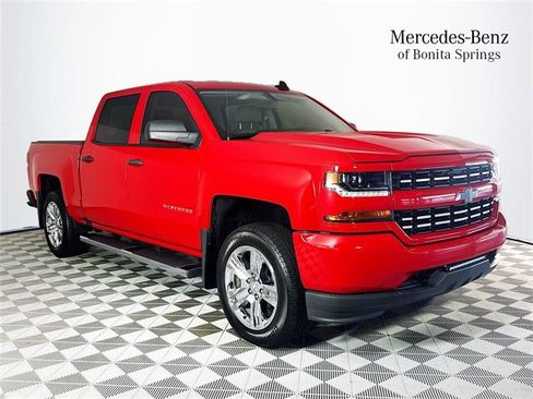 Used 2018 Chevrolet Silverado 1500 Custom w/ Custom Value Package image 1