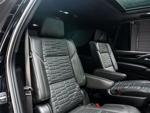 Used 2023 Cadillac Escalade V AWD/4WD image 51