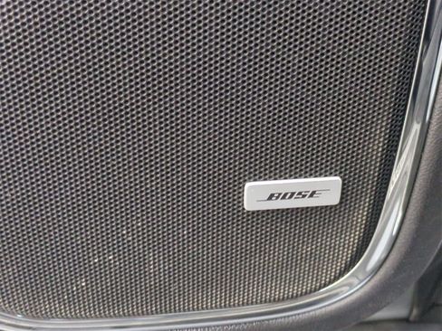 Used 2020 Chevrolet Suburban Premier image 30