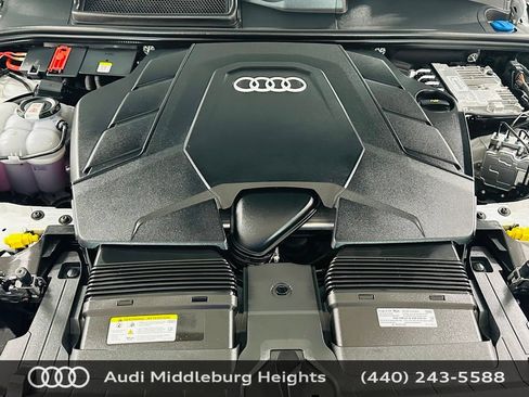 Certified 2025 Audi Q7 2.0T Premium w/ Premium Plus Package AWD/4WD image 33