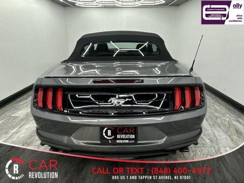 Used 2023 Ford Mustang Premium image 6