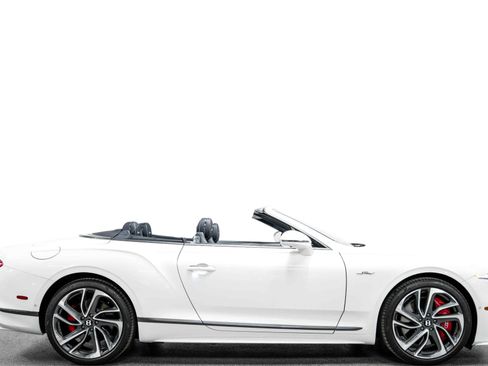 Used 2025 Bentley Continental GT Speed AWD/4WD image 2