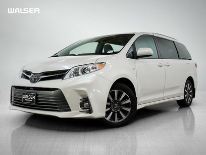 Used 2019 Toyota Sienna XLE w/ XLE Navigation Package