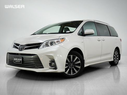 Used 2019 Toyota Sienna XLE w/ XLE Navigation Package AWD/4WD image 1