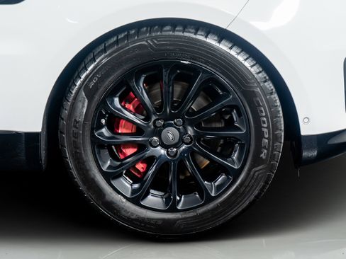 Used 2019 Land Rover Range Rover Sport HSE image 7