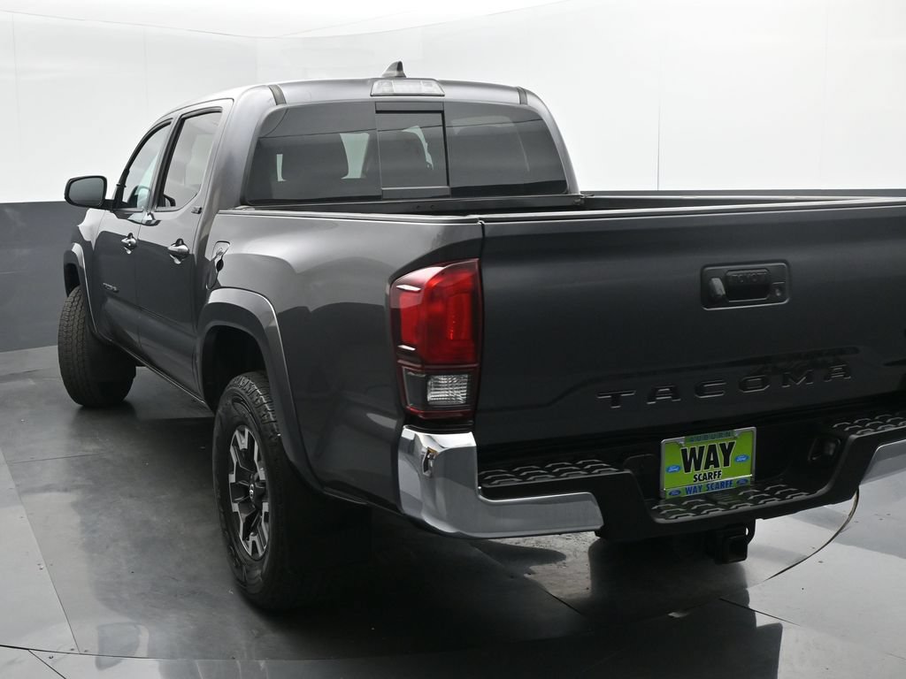 Used 2021 Toyota Tacoma SR5 RWD image 27