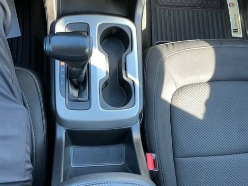 Certified 2017 Chevrolet Colorado LT RWD image 9