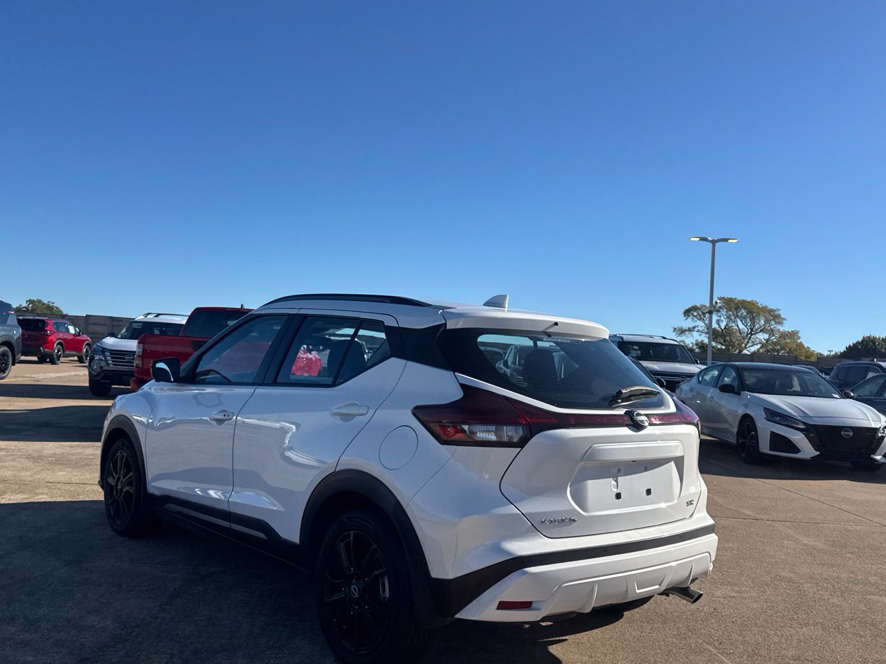 Certified 2023 Nissan Kicks SR w/ Exterior Package FWD image 15