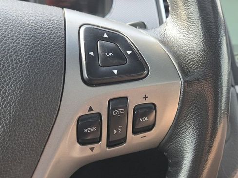 Used 2018 Ford Taurus SHO image 14