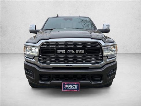 Used 2024 RAM 2500 Limited AWD/4WD image 2