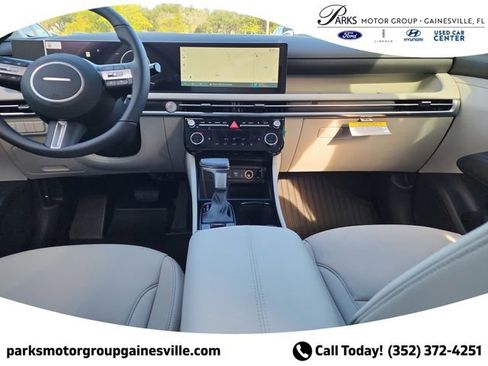 New 2025 Hyundai Tucson SEL image 12
