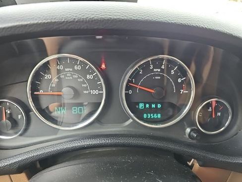 Used 2012 Jeep Wrangler Unlimited Sahara w/ Dual Top Group AWD/4WD image 23