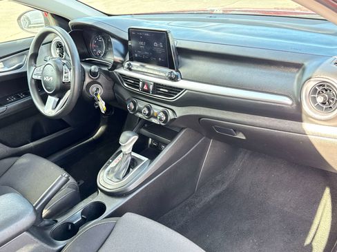 Used 2023 Kia Forte LXS FWD image 19