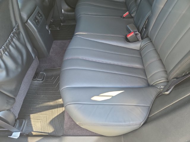 Used 2012 INFINITI FX35 2WD w/ Premium Pkg image 32