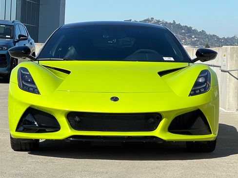 New 2025 Lotus Emira image 9