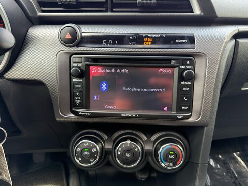 Used 2015 Scion tC image 13