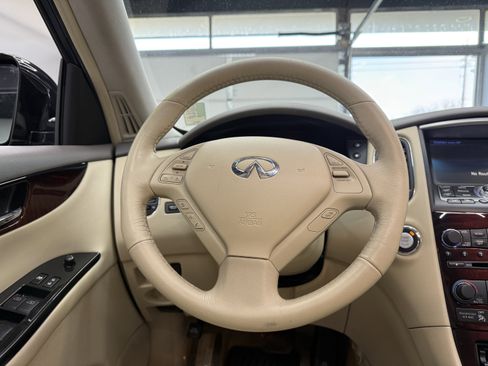 Used 2015 INFINITI QX50 Journey w/ Premium Package image 15