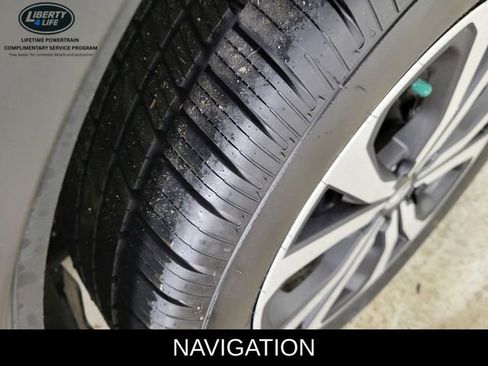 Used 2023 Subaru Forester Limited image 11