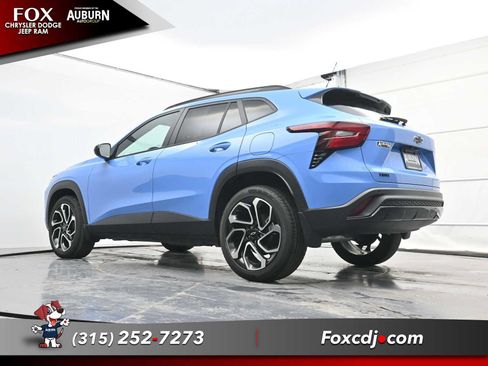 Used 2024 Chevrolet Trax RS w/ Sunroof Package image 20