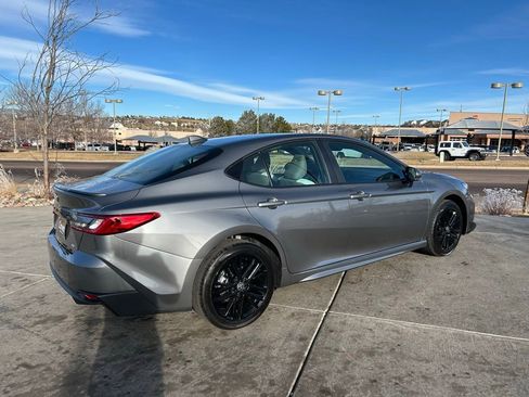 Used 2026 Toyota Camry SE image 8