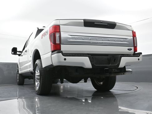 Used 2022 Ford F250 Platinum w/ FX4 Off-Road Package image 27
