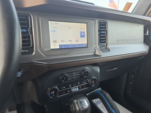 Used 2023 Ford Bronco Outer Banks AWD/4WD image 26