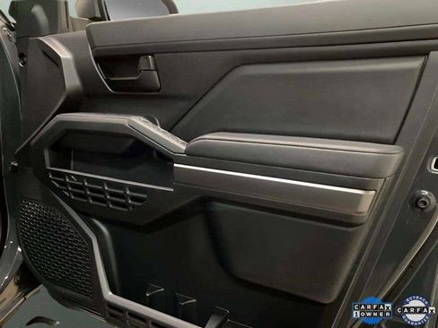 Used 2025 Toyota Tacoma SR5 image 69