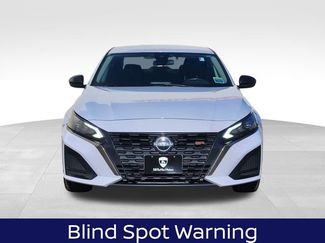 Used 2023 Nissan Altima 2.5 SR video 3
