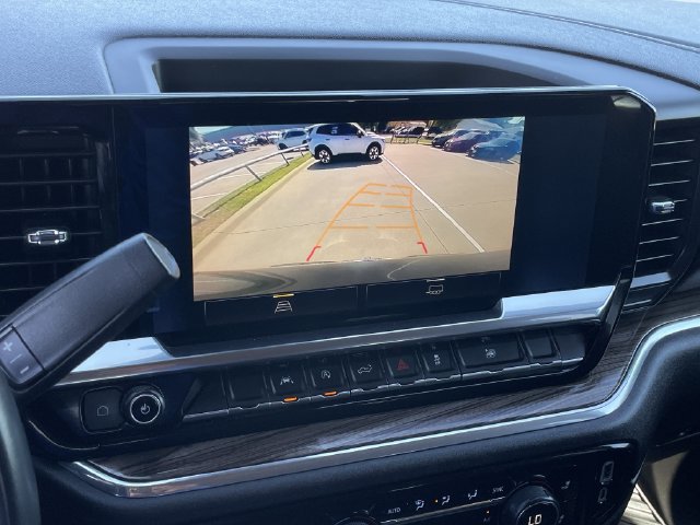 Used 2023 Chevrolet Silverado 1500 LT RWD image 18