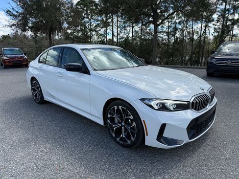 Used 2025 BMW 330i xDrive Sedan w/ M Sport Package image 3