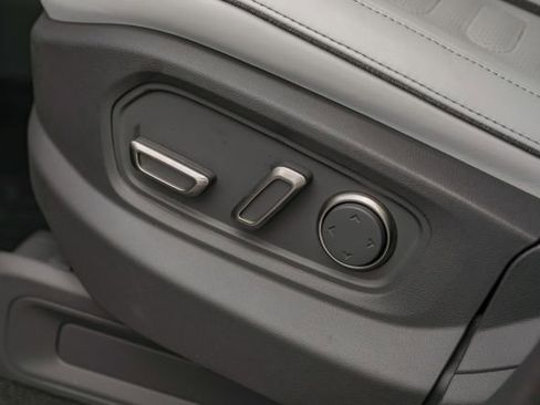 Used 2023 Rivian R1T Adventure image 39