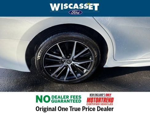 Used 2023 Toyota Camry SE image 21