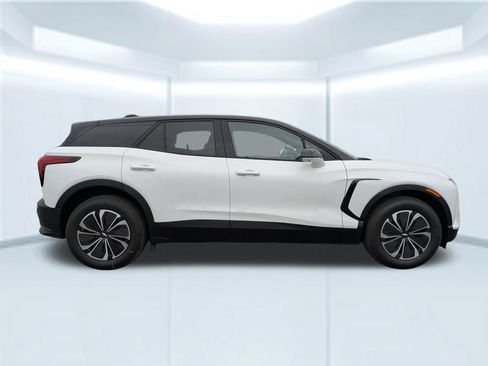 New 2026 Chevrolet Blazer EV LT w/ LPO, All-Weather Mat Package image 8