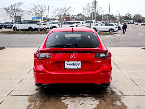 Certified 2024 Honda Civic Sport image 9