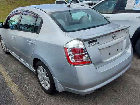 Used 2010 Nissan Sentra 2.0 SR FWD image 8
