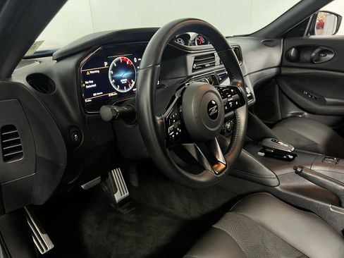 Used 2025 Nissan Z Performance w/ Floor Mat Package image 25