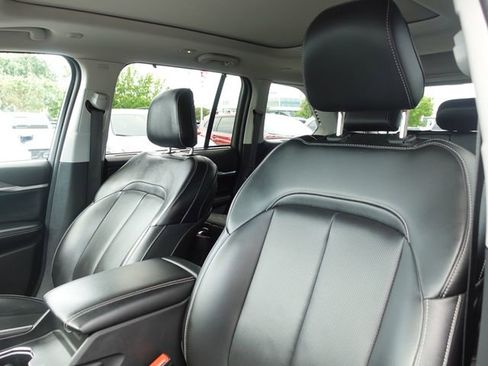 Used 2023 Jeep Grand Cherokee 4WD 4xe w/ Luxury Tech Group II image 23