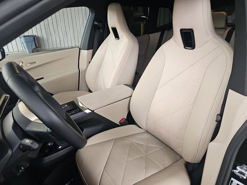 Certified 2024 BMW iX xDrive50 w/ Premium Package image 15