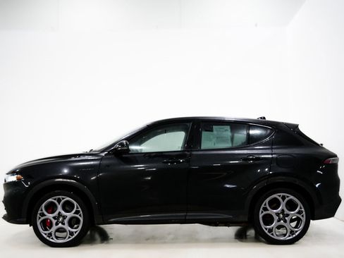 Used 2024 Alfa Romeo Tonale Veloce image 6
